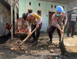 Kapolres Lhokseumawe Turun Gotong Royong di Pusong Baru